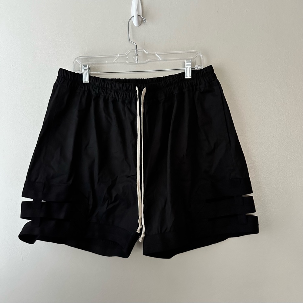 🔥 🔥 🔥   HEAD TURNERS! Open2OFFERS.Rick Owen’s  drawstring shorts